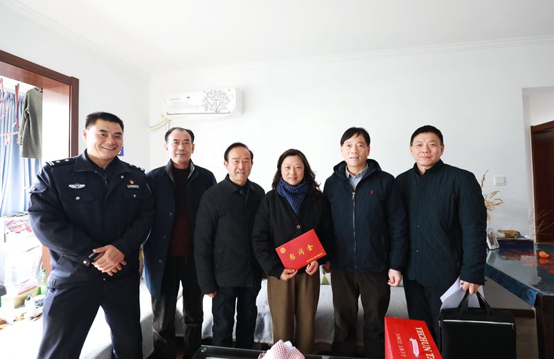 0880804010e88de5c501_副本.jpg
